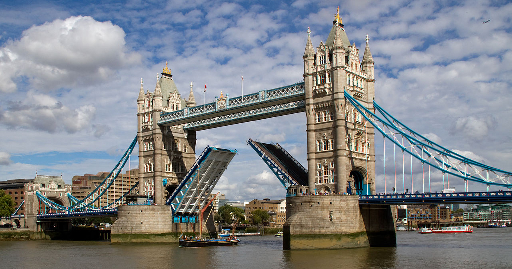 tower bridge London